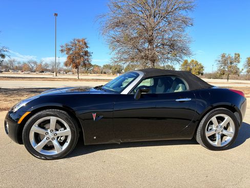 Used 2006 Pontiac Solstice 2dr Convertible w/ Premium Package image 6