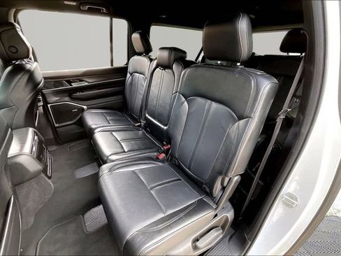 Used 2024 Jeep Wagoneer L Series II w/ Flexible Seating Group image 16