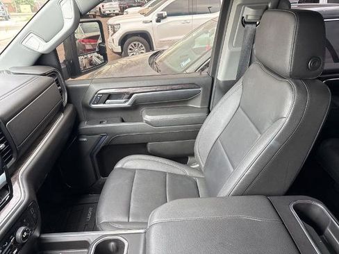 Used 2024 Chevrolet Silverado 2500 LTZ w/ LTZ Plus Package image 13