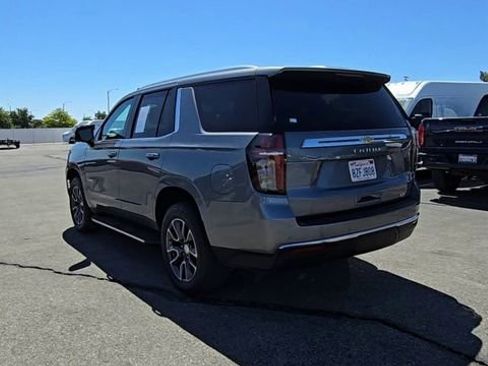 Used 2022 Chevrolet Tahoe LT w/ Luxury Package AWD/4WD image 6
