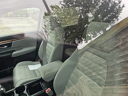 Used 2017 Honda CR-V EX image 9