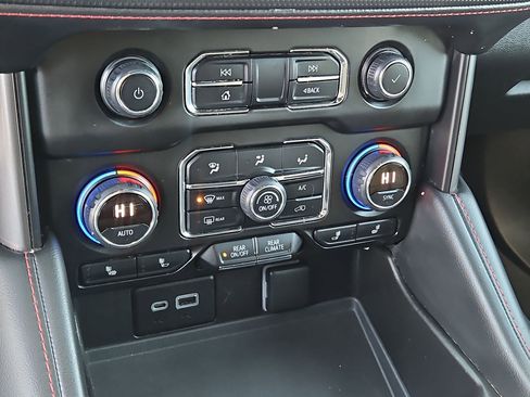 Used 2021 Chevrolet Tahoe RST image 26