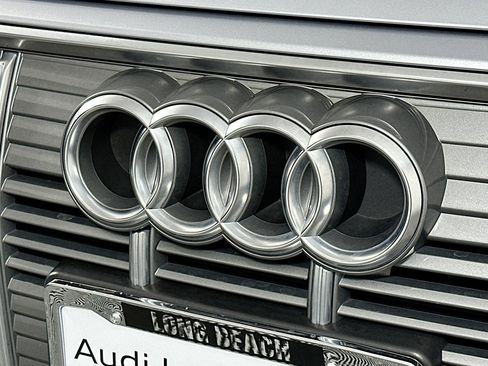 Used 2023 Audi e-tron Premium AWD/4WD image 15
