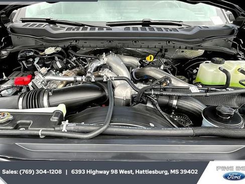 New 2025 Ford F250 XLT image 6