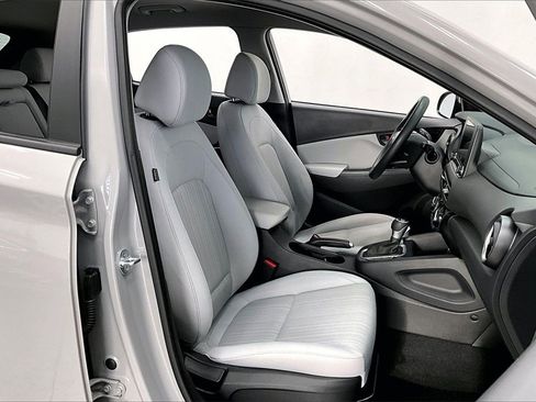 Certified 2023 Hyundai Kona SEL image 7