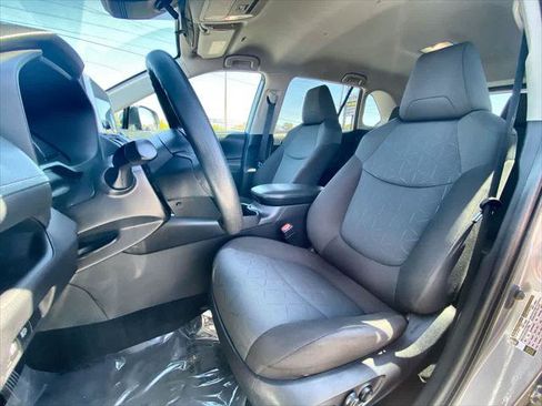 Certified 2025 Toyota RAV4 XLE AWD/4WD image 11