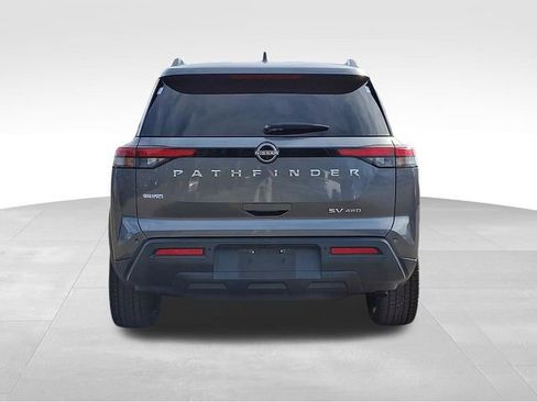 Used 2022 Nissan Pathfinder SV AWD/4WD image 6