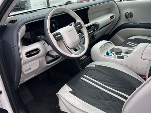 Used 2026 Hyundai Palisade Calligraphy image 10