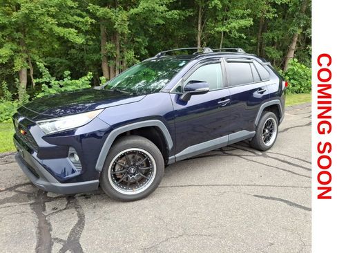 Used 2019 Toyota RAV4 XLE w/ Convenience Package AWD/4WD image 1