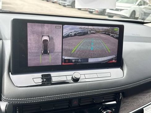 New 2026 Nissan Rogue Platinum image 33