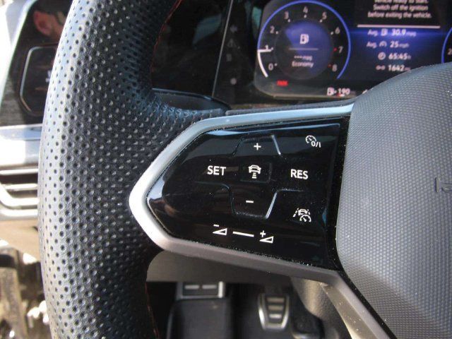 Used 2024 Volkswagen GTI SE FWD image 23