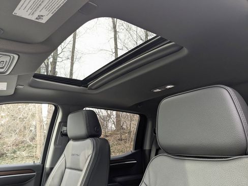 New 2026 GMC Sierra 1500 Denali image 14