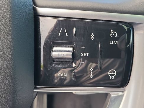 Used 2023 Land Rover Range Rover SE AWD/4WD image 30