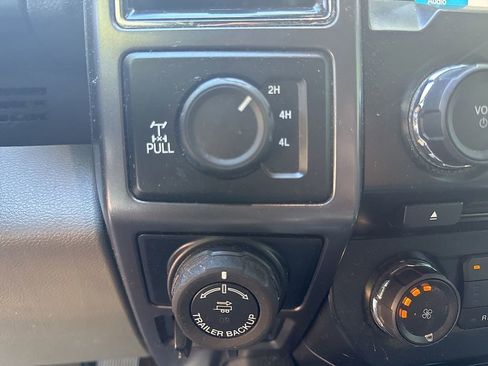 Used 2017 Ford F150 XLT w/ Equipment Group 302A Luxury AWD/4WD image 17