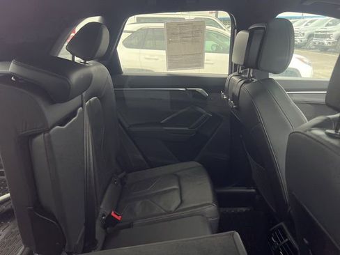 Used 2023 Audi Q3 2.0T Premium Plus w/ Premium Plus Package image 15