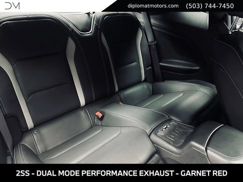 Used 2016 Chevrolet Camaro SS RWD image 21