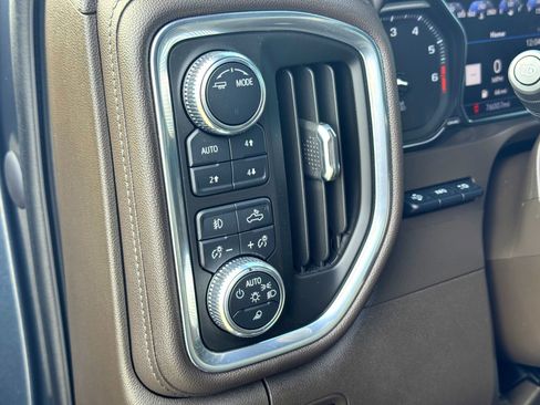 Used 2021 GMC Sierra 1500 Denali w/ Denali Ultimate Package image 15
