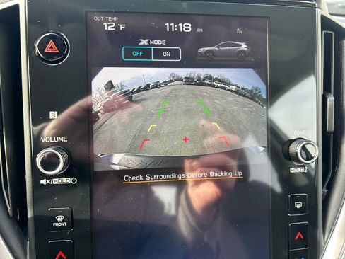 Used 2024 Subaru Crosstrek 2.0i Premium w/ Popular Package #3 image 16