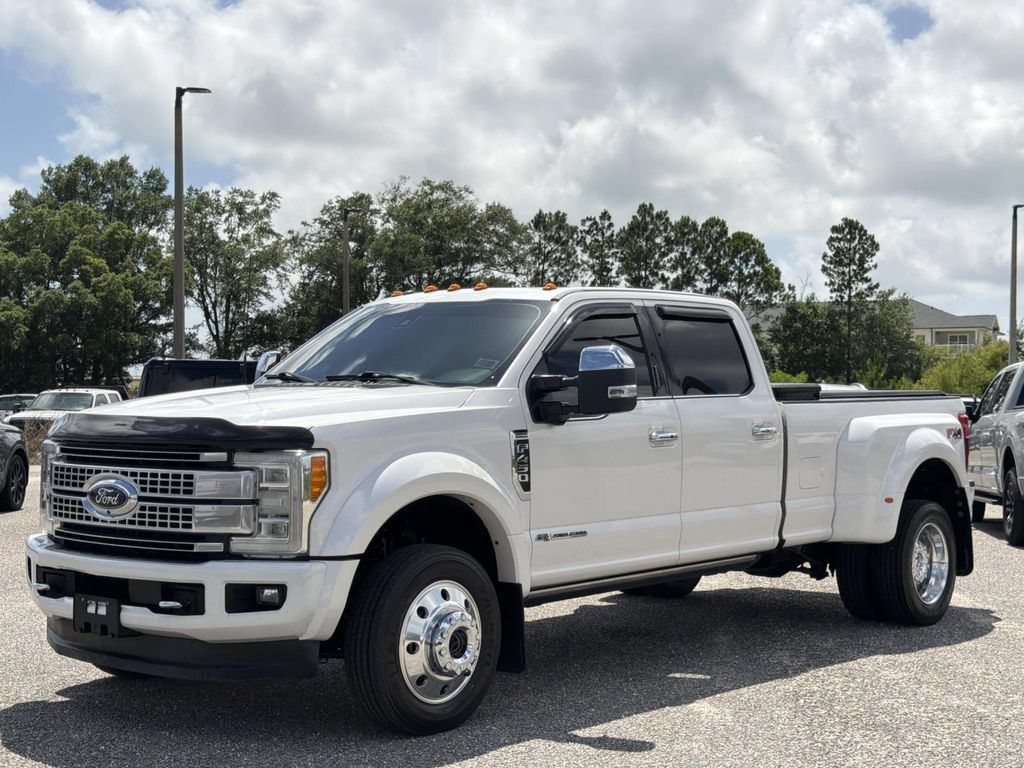 Used 2018 Ford F450 Platinum w/ Platinum Ultimate Package AWD/4WD image 8