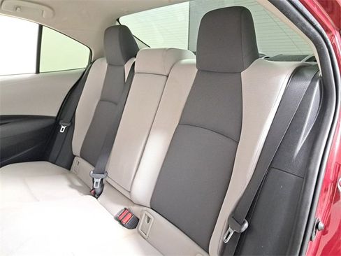 Used 2022 Toyota Corolla LE image 13