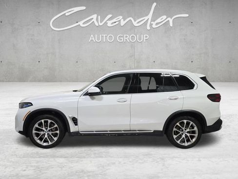 Used 2026 BMW X5 sDrive40i RWD image 13