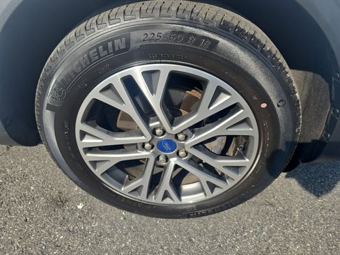 Used 2022 Ford Escape SEL image 32