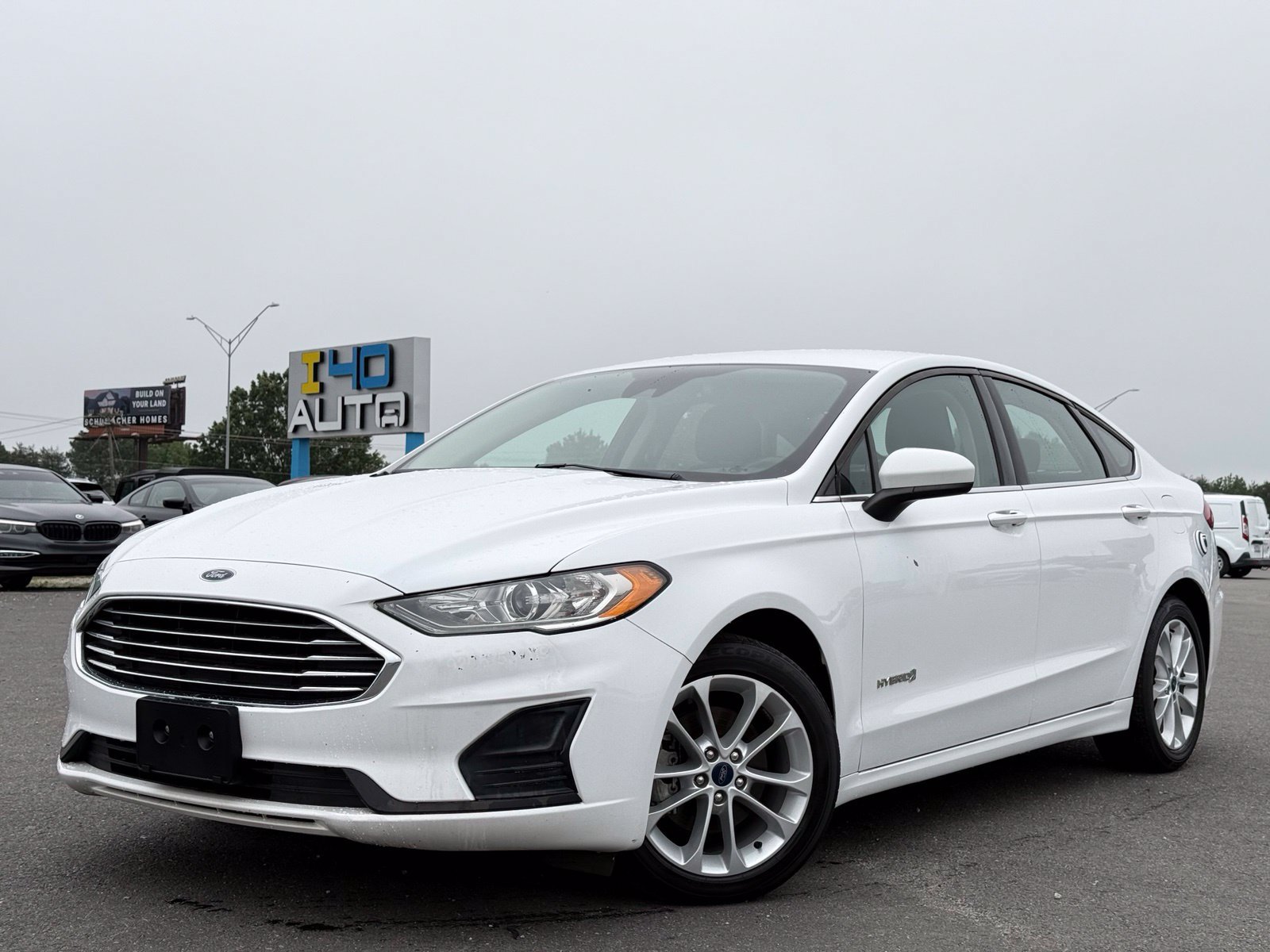 Used 2019 Ford Fusion SE FWD image 1