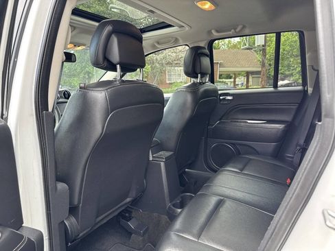 Used 2017 Jeep Compass High Altitude AWD/4WD image 6