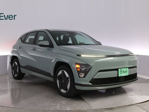 Used 2024 Hyundai Kona SE FWD image 13