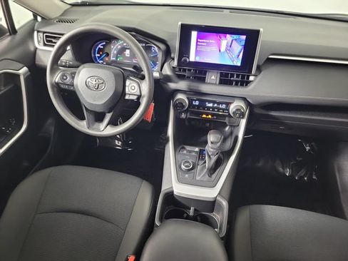 Used 2024 Toyota RAV4 LE AWD/4WD image 15