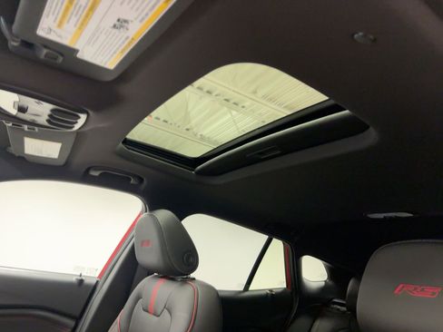 New 2026 Chevrolet Trax RS w/ Sunroof Package image 16