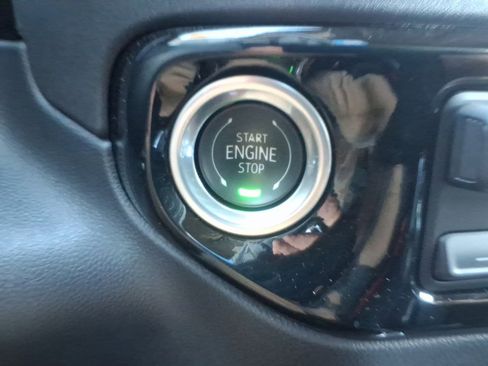 Used 2024 GMC Sierra 1500 SLT w/ SLT Premium Plus Package image 14