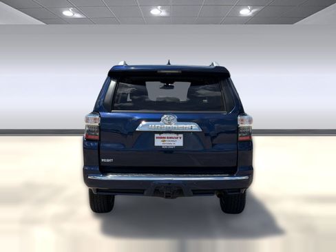 Used 2016 Toyota 4Runner Limited RWD image 10