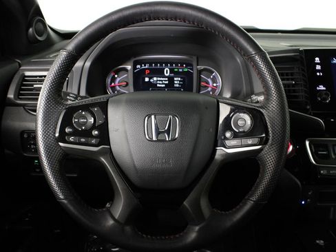 Used 2024 Honda Passport Black Edition image 25