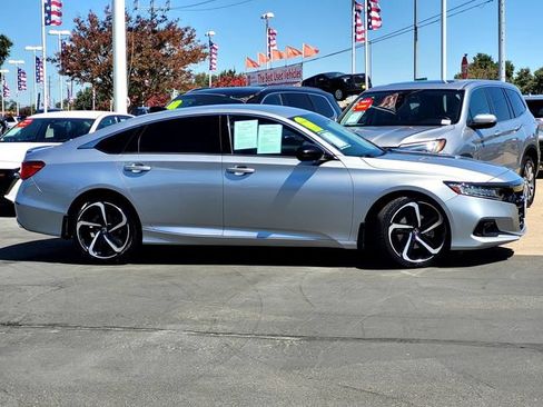 Used 2021 Honda Accord Sport Special Edition image 3