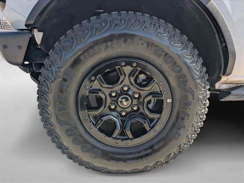 Used 2024 Ford Bronco Wildtrak AWD/4WD image 24