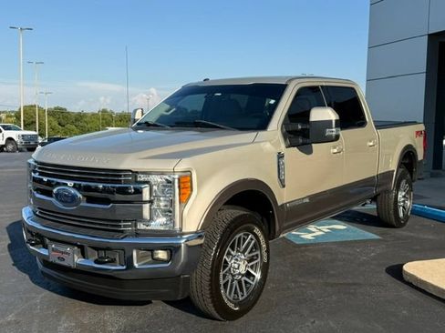 Certified 2017 Ford F250 Lariat w/ Lariat Ultimate Package AWD/4WD image 6