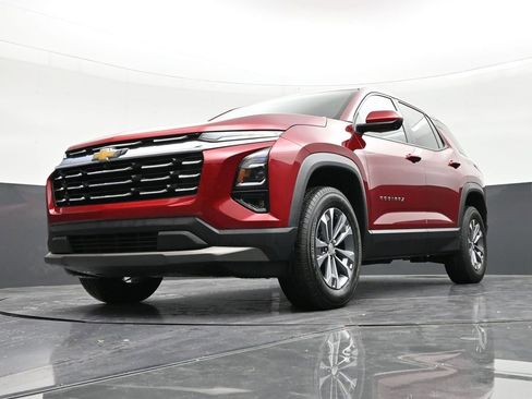 Used 2025 Chevrolet Equinox LT w/ Safety and Technology Package FWD image 20