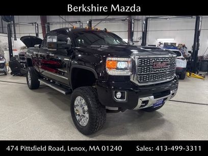 Used 2018 GMC Sierra 2500 Denali w/ Duramax Plus Package