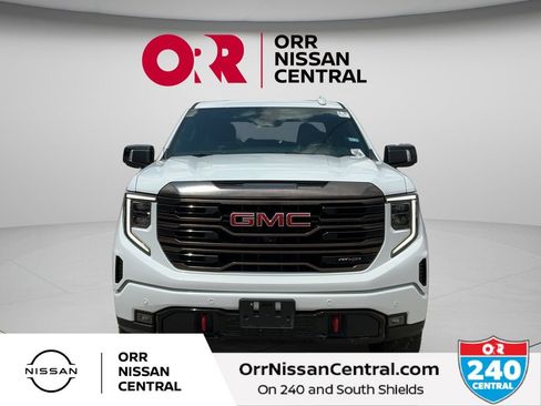 Used 2023 GMC Sierra 1500 AT4X AWD/4WD image 2