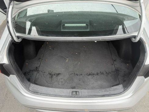 Used 2021 Toyota Corolla LE FWD image 13