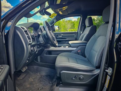 Used 2020 RAM 1500 Big Horn AWD/4WD image 12