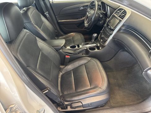 Used 2015 Chevrolet Malibu LT w/ Leather Package FWD image 15