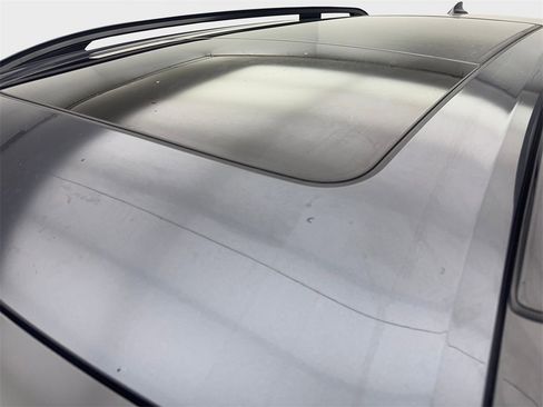 Used 2022 BMW X7 xDrive40i w/ M Sport Package image 20