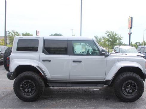 New 2026 Ford Bronco Raptor w/ Interior Carbon Fiber Pack AWD/4WD image 6