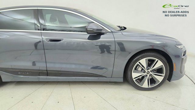 Used 2025 Audi A6 e-tron Premium Plus w/ Premium Plus RWD image 18