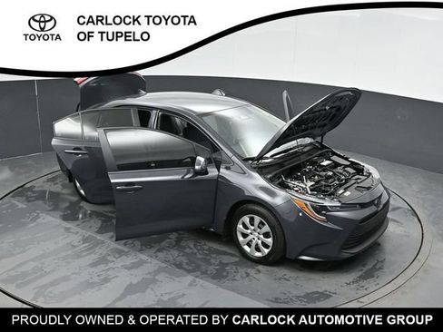 Used 2025 Toyota Corolla LE FWD image 48