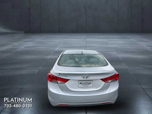 Used 2012 Hyundai Elantra GLS w/ Preferred Pkg 3 FWD image 6