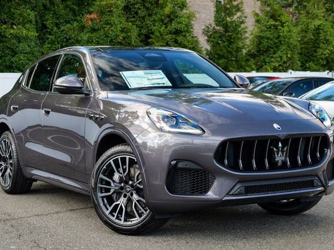New 2025 Maserati Grecale GT image 1