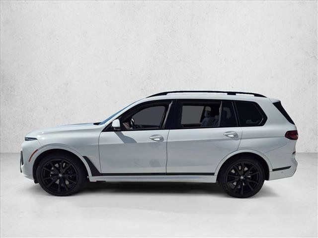 Used 2023 BMW X7 xDrive40i w/ M Sport Package AWD/4WD image 8